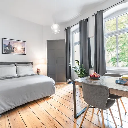 The Stralauer, 1 Bed Room Up To 2 People, Friedrichshain
